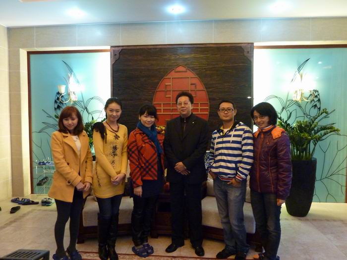 海真與海南電視臺(tái)欄目組 海真與海南電視臺(tái)欄目組